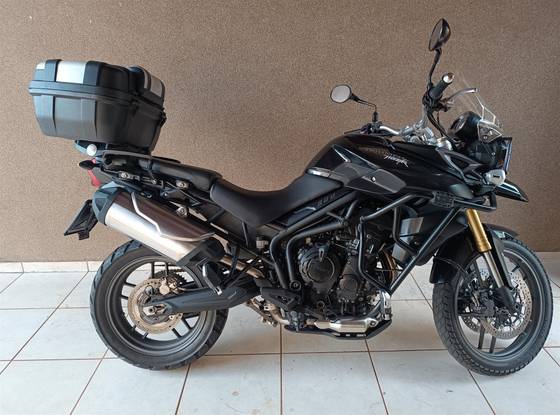 TRIUMPH TIGER 800XC TRIUMPH TIGER 800XC